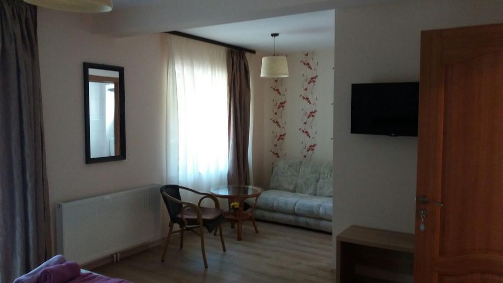מלון מויצ'ו דה סוס Casa Fulg De Nea מראה חיצוני תמונה